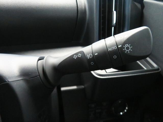 タント カスタムＲＳ　ｅｃｏＩＤＬＥ非装着車　ＥＴＣ　１年間無料保証　地デジ　ＢＴ対応　レンタカーアップ　ＵＳＢポート　ＤＶＤ　純正９型ナビ　パノラマカメラ　前後ドラレコ　両側パワースライドドア　電動パーキングブレーキ　運転席・助手席シートヒーター　コーナーセンサー（12枚目）