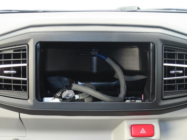 ミライース Ｘ　ＳＡＩＩＩ　　　　　マニュアルエアコン　１年間無料保証　盗難防止アラーム　試乗車ＵＰ　衝突回避支援ブレーキ機能　コーナーセンサー　電格ミラ　レーンキープアシスト　運転席助手席エアバック　点検記録簿付　１オーナー　ＬＥＤライト　キーレスキー　パワーウィンドウ（7枚目）