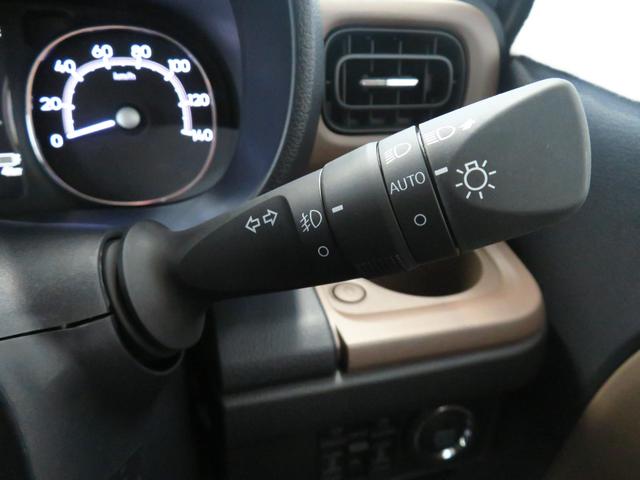 ムーヴキャンバス セオリーGターボ 届出済未使用車 キーフリー 1年間無料保証 衝突回避支援ブレーキ機能 バックカメラ Wパワスラ LEDヘッドライト 電動格納ドアミラー 元試乗車 電動パーキングブレーキ コーナーセンサー 運転席・助手席シートヒーター オートエアコン(12枚目)