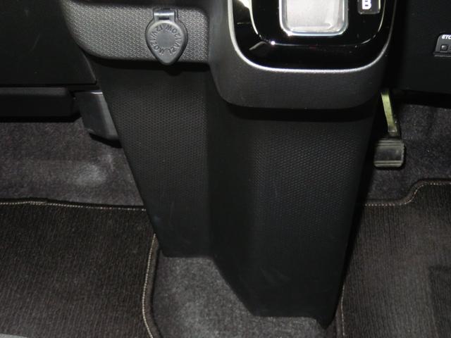 タント カスタムＲＳ　　　純正７型ナビ　バックカメラ　１年間無料保証　両側パワスライドドア　レーンキープＡ　ＩＳＴＯＰ　地デジ　ＢＴ対応　ＥＴＣ　オートＬＥＤ　前方用ドライブレコーダー　運転席・助手席シートヒーター　キーフリー　コーナーセンサー　オートエアコン（9枚目）