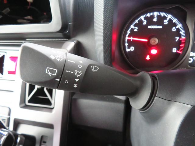 タフト Ｇターボ　ダーククロムベンチャー　キーフリー　１年間無料保証　車線逸脱警報装置　衝突回避支援ブレーキ　シートヒータ　電動格納ドアミラー　安全ボディ　ＬＥＤ　ムーンルーフ　Ａストップ　記録簿　コーナーセンサー　バックカメラ　電動パーキングブレーキ　オートエアコン（18枚目）