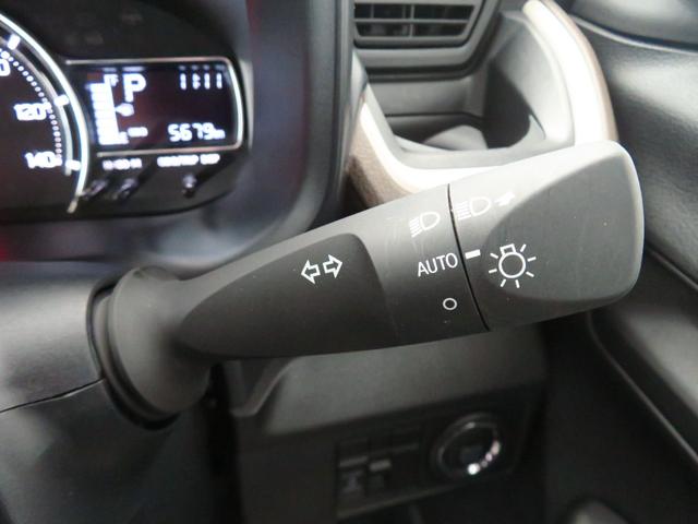 �I�[�g���C�g�@�\�t���ŁA�w�b�h���C�g�̕t���Y���h���܂��B�܂��A�����Y�ꂪ�������߁A������̃o�b�e���[�オ���h���܂��B