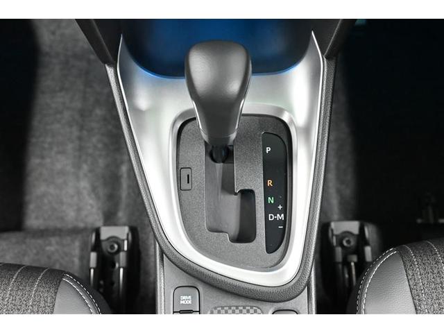 ヤリスクロス Ｚ　バックモニタ　横滑り防止システム　イモビ　カーテンエアバッグ　ナビ　クルーズＣ　エアコン　スマートキ－　アルミ　キーフリー　パワステ　ダブルエアバック　ＬＥＤヘット　エアバッグ　記録簿有　ＡＢＳ（7枚目）