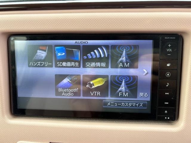 ミラココア ココアプラスＸ　１年保証　社外フルセグＳＤナビ　Ｂｌｕｅｔｏｏｔｈ　ＵＳＢ入力　バックカメラ　ＤＶＤ再生　アイドリングストップ　スマートキー　オートエアコン　ルーフレール　ＬＥＤヘッドライト　フォグライト　ＯＰマット（13枚目）