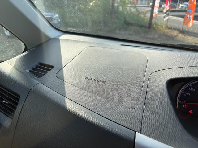 ムーヴ カスタム　Ｘリミテッド　１年保証　純正ワンセグＳＤナビ　バックカメラ　アイドリングストップ　スマートキー　純正１４インチアルミホイール　ＰＵＳＨスタート　タイミングチェーン　ＥＴＣ　オートエアコン　ＨＩＤヘッドライト（18枚目）