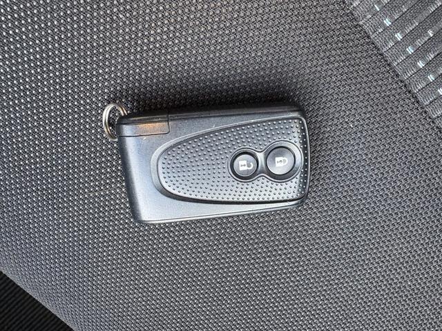 ムーヴ カスタム　Ｘリミテッド　１年保証　純正ワンセグＳＤナビ　バックカメラ　アイドリングストップ　スマートキー　純正１４インチアルミホイール　ＰＵＳＨスタート　タイミングチェーン　ＥＴＣ　オートエアコン　ＨＩＤヘッドライト（26枚目）