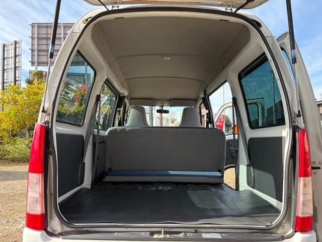 サンバーバン トランスポーター　グレードアップパッケージ　１年保証　両側スライドドア　パワーステアリング　エアコン　キーレス　インパネＡＴ　集中ドアロック　新品バッテリー　ＡＭラジオ　運転席エアバック　取扱説明書　記録簿（19枚目）