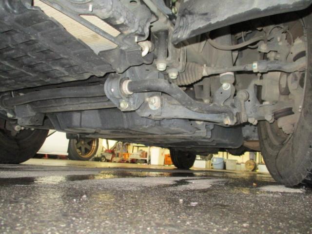 NV350キャラバンバン ロングDX 5速ミッション 禁煙車 ワンオーナー エマージェンシーブレーキ 衝突軽減ブレーキ 5ドア プライバシーガラス付き キーレス ヘッドライトレベライザー(19枚目)