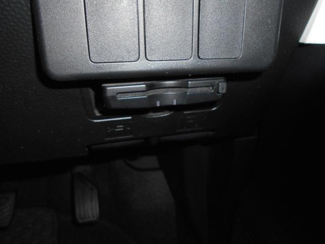 タンク カスタムＧ－Ｔ　１オーナー　禁煙車　社外９インチメモリーナビ　ＣＤ・ＤＶＤ再生　フルセグＴＶ　Ｂｌｕｅｔｏｏｔｈ接続　バックカメラ　インテリキー（スペア有）　両側パワースライドドア　ＥＴＣ　スマートアシスト　純正ＡＷ（9枚目）