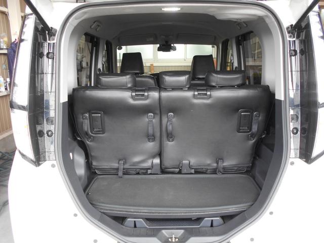 タンク カスタムＧ－Ｔ　１オーナー　禁煙車　社外９インチメモリーナビ　ＣＤ・ＤＶＤ再生　フルセグＴＶ　Ｂｌｕｅｔｏｏｔｈ接続　バックカメラ　インテリキー（スペア有）　両側パワースライドドア　ＥＴＣ　スマートアシスト　純正ＡＷ（16枚目）