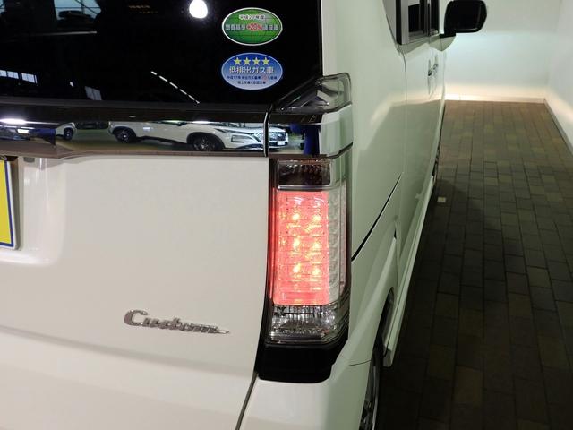Ｎ－ＢＯＸカスタム Ｇ　ＳＳパッケージ　ワンオーナー　禁煙車　純正ＳＤナビ　ＣＤ・ＤＶＤ再生　フルセグＴＶ　Ｂｌｕｅｔｏｏｔｈ接続　バックカメラ　前後ドラレコ　インテリキー　両側パワースライドドア　ＨＩＤ　純正ＡＷ　タイミングチェーン（18枚目）