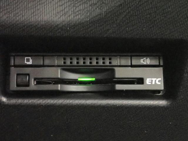 アクア Ｓ　１オーナー　禁煙車　社外ＳＤナビ　ＣＤ・ＤＶＤ再生　フルセグＴＶ　Ｂｌｕｅｔｏｏｔｈ接続　バックカメラ　インテリキー（スペア有）　ＥＴＣ　シートヒーター　トヨタセーフティーセンス　タイミングチェーン（11枚目）