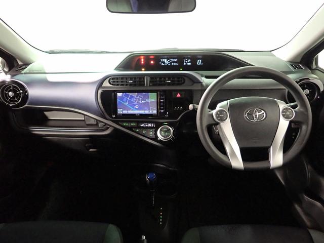 アクア Ｓ　１オーナー　禁煙車　社外ＳＤナビ　ＣＤ・ＤＶＤ再生　フルセグＴＶ　Ｂｌｕｅｔｏｏｔｈ接続　バックカメラ　インテリキー（スペア有）　ＥＴＣ　シートヒーター　トヨタセーフティーセンス　タイミングチェーン（14枚目）