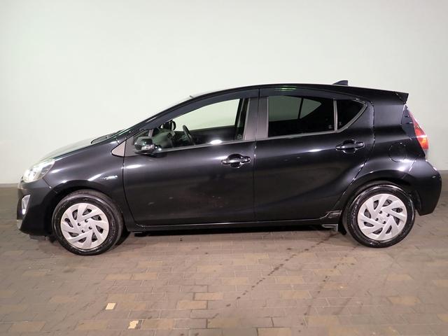 アクア Ｓ　１オーナー　禁煙車　社外ＳＤナビ　ＣＤ・ＤＶＤ再生　フルセグＴＶ　Ｂｌｕｅｔｏｏｔｈ接続　バックカメラ　インテリキー（スペア有）　ＥＴＣ　シートヒーター　トヨタセーフティーセンス　タイミングチェーン（21枚目）