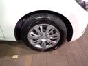 ★純正ホイールキャップ付きで駆動方式はFFです♪タイヤの溝も充分ありますので安心です♪またポイント5鈴鹿店は三井住友海上火災保険の特級代理店です!任意保険などのご相談もポイント5鈴鹿店まで♪
