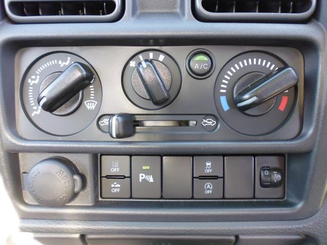 キャリイトラック ＫＣエアコン・パワステ　５ＭＴ車　パワーウィンドウ　スズキセーフティサポート　コーナーセンサー　キーレスエントリー　オートライト　純正ラジオ　元試乗車（16枚目）