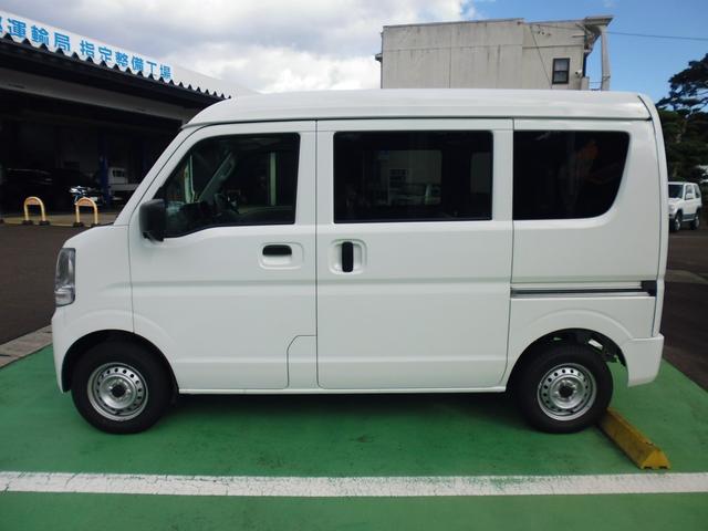 エブリイ ＰＡリミテッド　スズキセーフティサポート　コーナーセンサー　エアコン　パワステ　パワーウィンドウ　キーレスエントリー　純正ラジオ　元試乗車（8枚目）