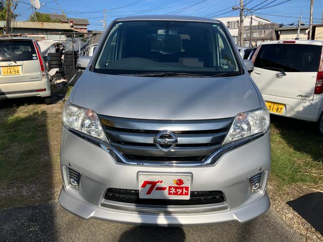 セレナ ハイウェイスター　Ｓ－ハイブリッド　Ｖセレクション　パノラミックルーフ　エアロ　純正ナビＴＶ　ＤＶＤ再生　フリップダウンモニター　ＥＴＣ　両側パワースライドドア　コーナーセンサー　社外アルミ　８人乗り　バックカメラ　バッテリー新品（21枚目）