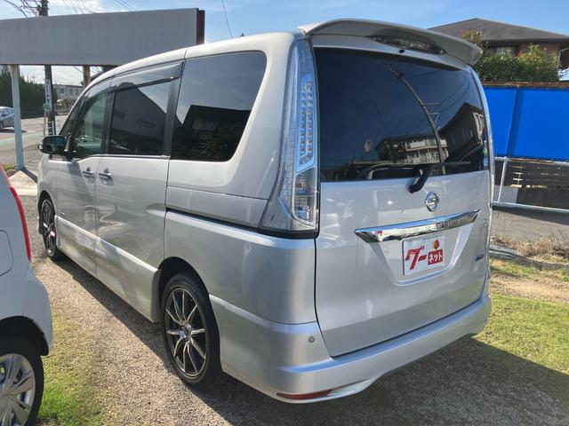 セレナ ハイウェイスター　Ｓ－ハイブリッド　Ｖセレクション　パノラミックルーフ　エアロ　純正ナビＴＶ　ＤＶＤ再生　フリップダウンモニター　ＥＴＣ　両側パワースライドドア　コーナーセンサー　社外アルミ　８人乗り　バックカメラ　バッテリー新品（39枚目）