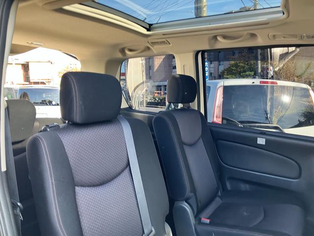 セレナ ハイウェイスター　Ｓ－ハイブリッド　Ｖセレクション　パノラミックルーフ　エアロ　純正ナビＴＶ　ＤＶＤ再生　フリップダウンモニター　ＥＴＣ　両側パワースライドドア　コーナーセンサー　社外アルミ　８人乗り　バックカメラ　バッテリー新品（48枚目）