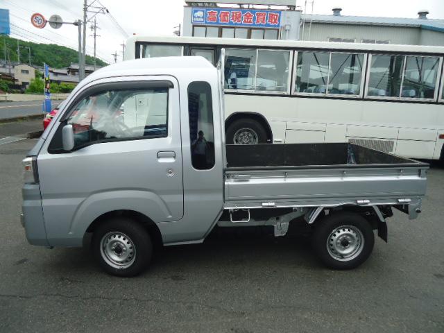 ハイゼットトラック ジャンボSAIIIt LEDヘッドライト 2DINオーディオ ETC フォグランプ キーレス パワーウィンドゥ スマートアシスト 5速マニュアル 4WD(5枚目)