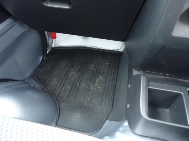 ハイゼットトラック ジャンボSAIIIt LEDヘッドライト 2DINオーディオ ETC フォグランプ キーレス パワーウィンドゥ スマートアシスト 5速マニュアル 4WD(39枚目)