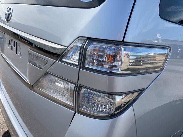 ヴェルファイア ２．４Ｘ　　４ＷＤ　社外ナビ　Ｂｌｕｅｔｏｏｔｈ　フルセグ　バックカメラ　ＥＴＣ　スマートキー　　Ｗエアバック　盗難防止システム　衝突安全ボディ　ＡＢＳ　エアバッグ　切替式４ＷＤ（25枚目）
