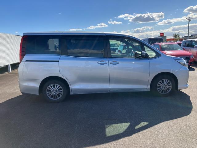 エスクァイア Xi サイドリフトアップシート 純正ナビ フルセグ Bluetooth バックカメラ ETC LED キーレス 両側電動スライド トヨタセーフティセンス(6枚目)