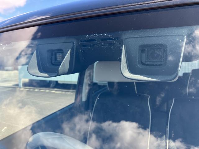 ハスラー Ｘ　純正ナビ　フルセグ　Ｂｌｕｅｔｏｏｔｈ　ＥＴＣ　ＨＩＤ　スマートキー　エネチャージ　キーフリーシステム　シートヒーター付き　イモビライザー　ベンチシートフルフラット　オートライト（17枚目）