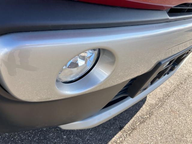 ハスラー Ｘ　純正ナビ　フルセグ　Ｂｌｕｅｔｏｏｔｈ　ＥＴＣ　ＨＩＤ　スマートキー　エネチャージ　キーフリーシステム　シートヒーター付き　イモビライザー　ベンチシートフルフラット　オートライト（28枚目）