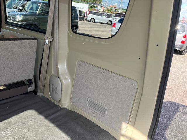 エブリイ ＰＣ　ハイルーフ　ラプターライナー　ディスプレイオーディオ　バックカメラ　Ｂｌｕｅｔｏｏｔｈ　キーレスエントリーシステム　前席パワーウインドウ　セキュリティーアラーム　オートエアコン　ＡＢＳ　パワーステアリング　衝突安全ボディ（19枚目）