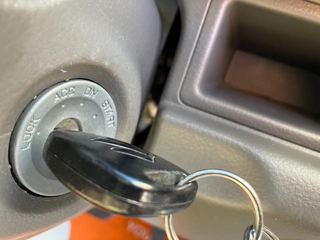 エブリイ ＰＣリミテッド　ラプターライナー　純正ナビ　バックカメラ　ＥＴＣ　ワンセグ　キーレス　セキュリティーアラーム　横滑り防止装置　キーレスエントリー　パワーステアリング　マニュアルエアコン　ＡＢＳ　衝突安全ボディ　デュアルカメラサポート（14枚目）