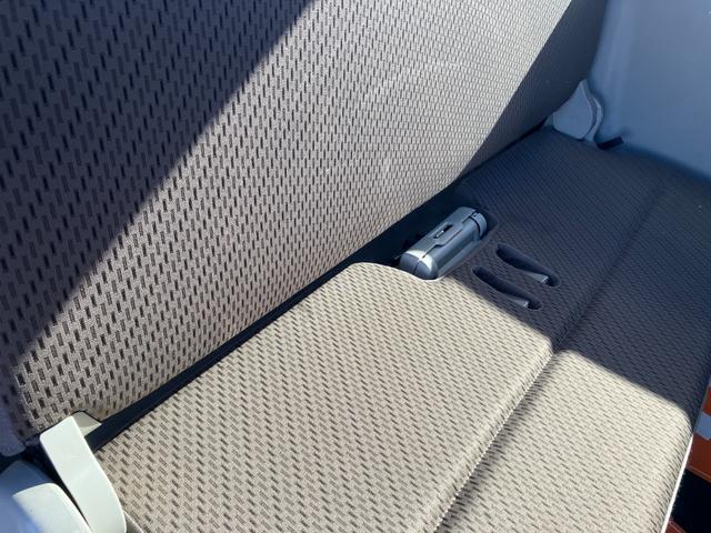 エブリイ ＰＣリミテッド　ラプターライナー　純正ナビ　バックカメラ　ＥＴＣ　ワンセグ　キーレス　セキュリティーアラーム　横滑り防止装置　キーレスエントリー　パワーステアリング　マニュアルエアコン　ＡＢＳ　衝突安全ボディ　デュアルカメラサポート（21枚目）