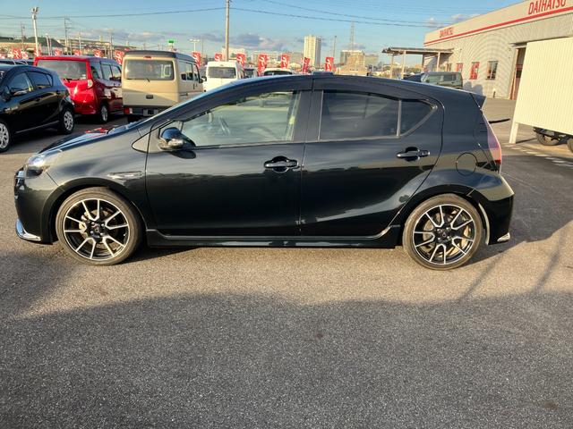 アクア Ｇ　Ｇ’ｓ　社外ナビ　Ｂｌｕｅｔｏｏｔｈ　フルセグ　バックカメラ　ＥＴＣ　スマートキー　衝突安全装置（5枚目）