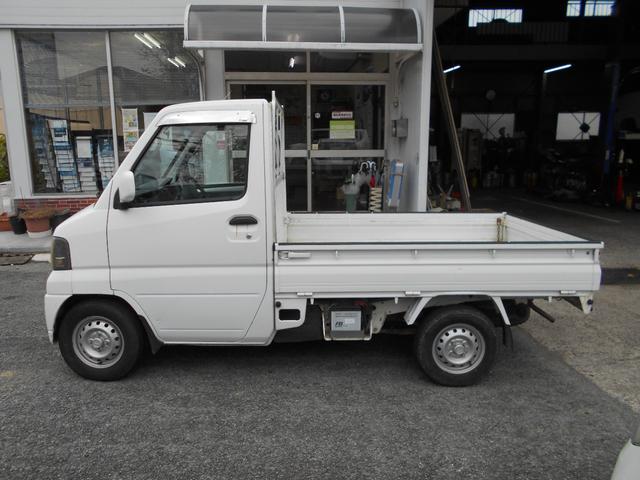 ミニキャブトラック ＶＸ－ＳＥ　４ＷＤ　５ＭＴ　エアコン　パワステ（4枚目）