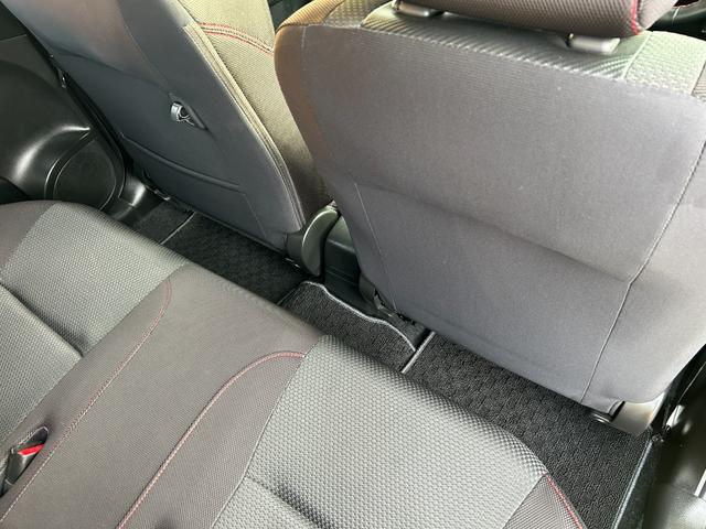 スイフトスポーツ ベースグレード 1オーナー車 SDナビ フルセグTV USB DVD再生 エアロ HIDヘッドライト フォグ オートライト 純正17インチアルミ クルーズコントロール パドルシフト オートエアコン 横滑り防止 禁煙(43枚目)