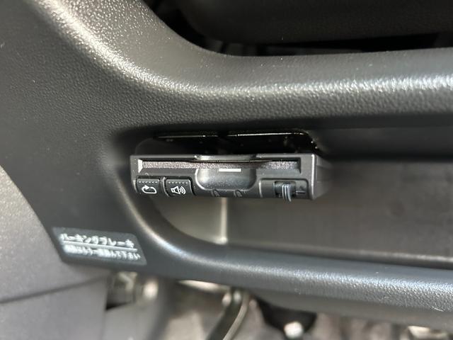 ムーヴ カスタム RS ハイパーSAII ターボ車 SDナビ Bluetoothオーディオ フルセグTV バックモニター LEDヘッドライト ETC ハーフレザーシート スマートキー2本 プッシュ 車線逸脱警報 横滑り防止(32枚目)