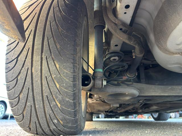 マーチ ニスモ 純正SDナビ Bluetoothオーディオ フルセグTV バックモニター スマートキー ETC 純正16インチアルミ フルエアロ オートエアコン 専用ステアリング(12枚目)