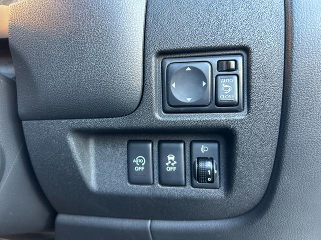 マーチ ニスモ 純正SDナビ Bluetoothオーディオ フルセグTV バックモニター スマートキー ETC 純正16インチアルミ フルエアロ オートエアコン 専用ステアリング(21枚目)