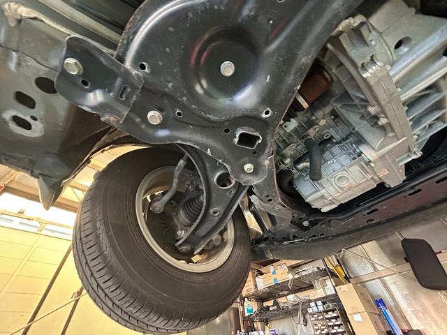 ノート e-パワー X 下取り車 Bluetoothオーディオ ディスプレイオーディオ USB バックモニター スマートキー プッシュスタート ETC 衝突軽減ブレーキ 車線逸脱警報 オートエアコン 社外アルミホイール 買取(48枚目)