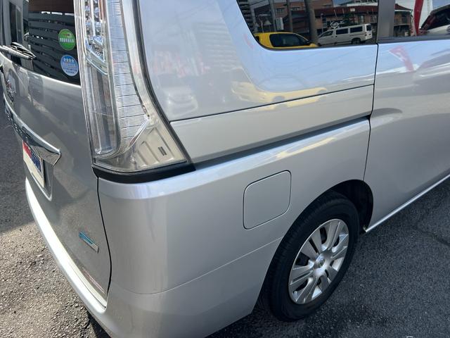 セレナ 20X S-ハイブリッド (YouTubeに動画掲載中)1年保証付 純正SDナビ Bluetoothオーディオ フルセグ DVD スマートキー プッシュスタート 左側パワースライド ETC エマージェンシーブレーキ 禁煙車(71枚目)