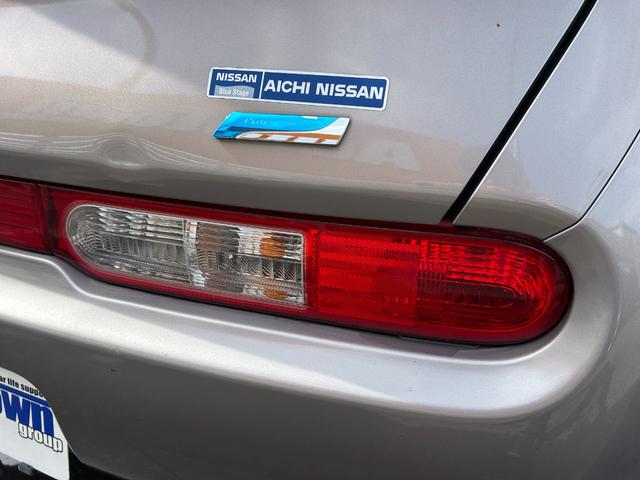 キューブ 15X 純正SDナビ バックモニター フルセグTV CD再生 ETC スマートキー2本 プッシュスタート アイドリングストップ プライバシーガラス ベンチシート 車検2年付 取扱説明書 禁煙車(16枚目)