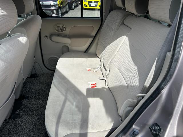 キューブ 15X 純正SDナビ バックモニター フルセグTV CD再生 ETC スマートキー2本 プッシュスタート アイドリングストップ プライバシーガラス ベンチシート 車検2年付 取扱説明書 禁煙車(26枚目)