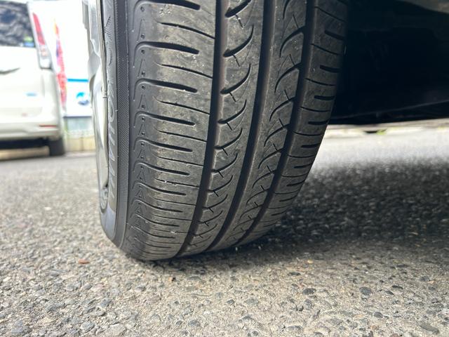 デミオ １３－スカイアクティブ　純正ＳＤナビ　ワンセグＴＶ　ＣＤ再生　ＥＴＣ　アイドリングストップ　横滑り防止　キーレス　オートエアコン　タイミングチェーン　ＡＢＳ　取扱説明書　保証書　記録簿　禁煙車　スピリティッドグリーン（12枚目）