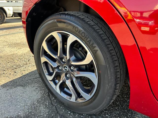 デミオ XDツーリング 1年保証付 純正SDナビ Bluetoothオーディオ フルセグ バックモニター LEDヘッドライト スマートキー2本 パドルシフト ヘッドアップディスプレイ 軽減ブレーキ ブラインドスポットモニター(11枚目)