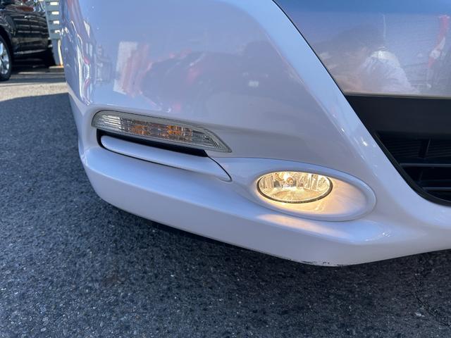 インサイト LS 純正HDDナビ ワンセグTV バックモニター 純正HIDヘッドライト オートライト フォグ 純正アルミホイール ETC 横滑り防止 パドルシフト 革巻きハンドル オートエアコン 禁煙車 車検2年付(16枚目)