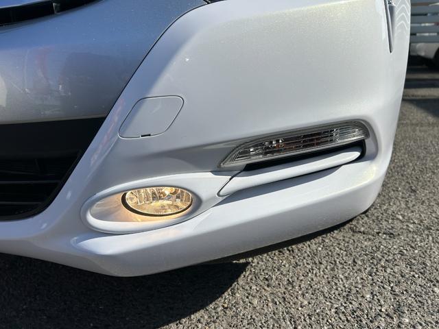 インサイト LS 純正HDDナビ ワンセグTV バックモニター 純正HIDヘッドライト オートライト フォグ 純正アルミホイール ETC 横滑り防止 パドルシフト 革巻きハンドル オートエアコン 禁煙車 車検2年付(17枚目)