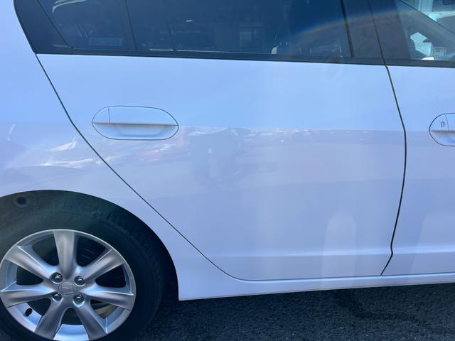 インサイト LS 純正HDDナビ ワンセグTV バックモニター 純正HIDヘッドライト オートライト フォグ 純正アルミホイール ETC 横滑り防止 パドルシフト 革巻きハンドル オートエアコン 禁煙車 車検2年付(73枚目)