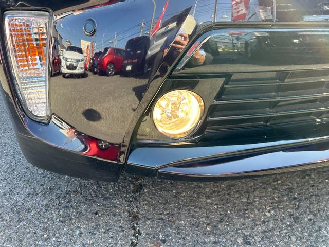 プリウス Ｇツーリングセレクション　ムーンルーフ　純正８インチナビ　Ｂｌｕｅｔｏｏｔｈオーディオ　フルセグＴＶ　純正ＬＥＤヘッドライト　ＥＴＣ　ハーフレザーシート　パワーシート　スマートキー２本　ソーラー　ソナー　１７インチアルミ　禁煙（64枚目）