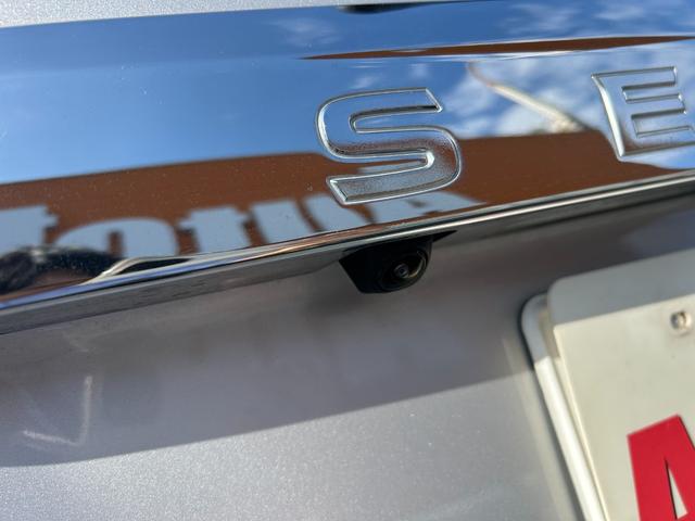 セレナ ２０Ｘ　Ｓ－ハイブリッド　１年保証付　純正ＳＤナビ　Ｂｌｕｅｔｏｏｔｈオーディオ　フルセグＴＶ　ＤＶＤ再生　スマートキー　プッシュスタート　左側パワースライド　ＥＴＣ　エマージェンシーブレーキ　オートエアコン　禁煙車（33枚目）